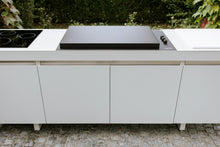 outdoorküche-deluxe-mit-grillflach-gartengrill